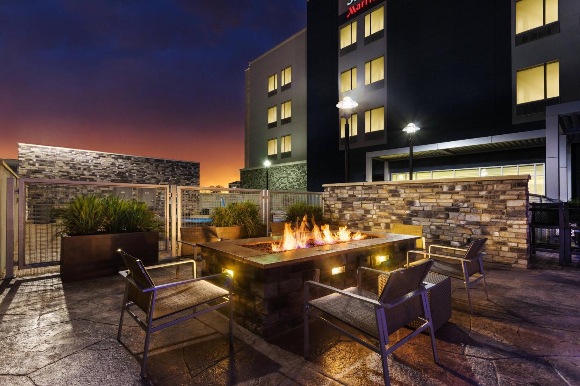 Springhill Suites By Marriott Midland Odessa Экстерьер фото