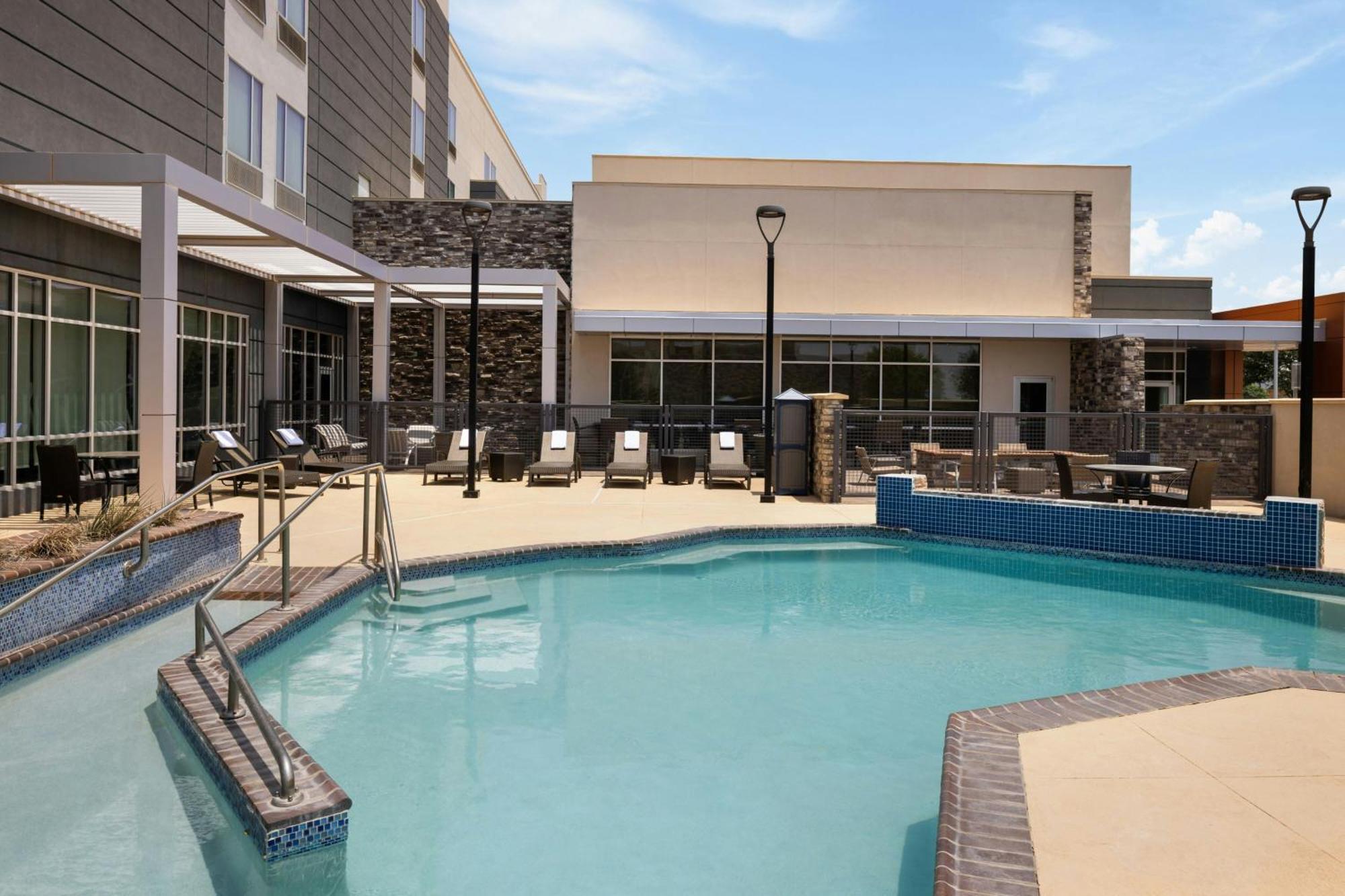 Springhill Suites By Marriott Midland Odessa Экстерьер фото